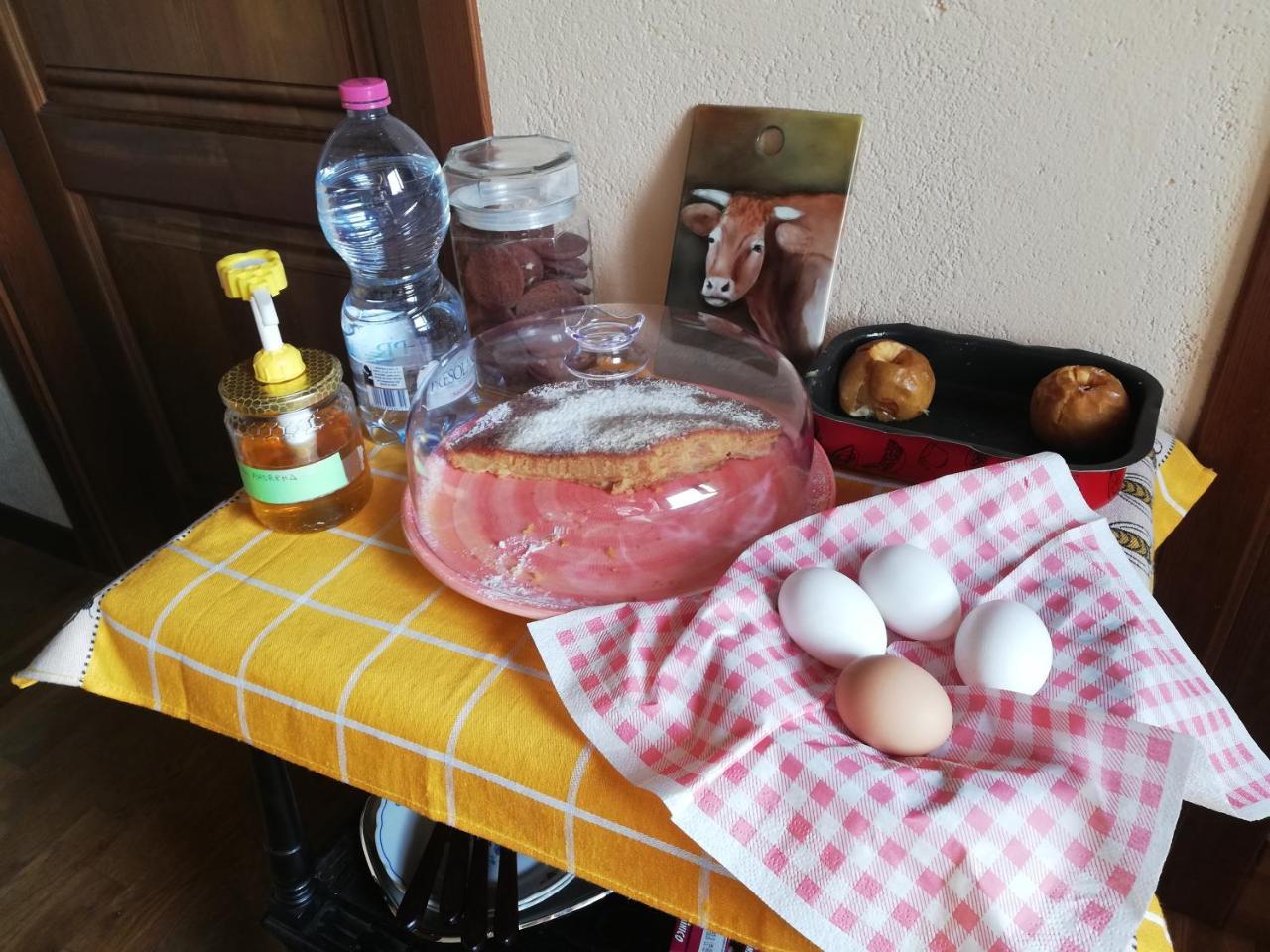 L'Ape In Corte Casa Di Campagna, Via Francigena Stanze E Colazione Vaccarizza Exterior photo